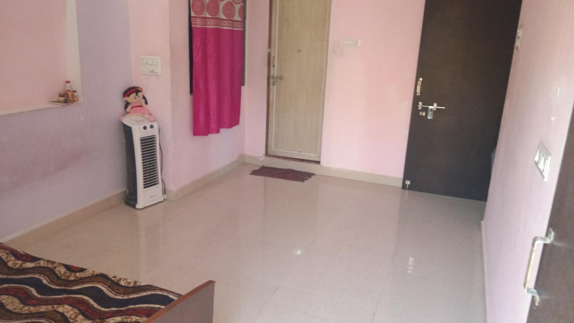 Dwarka Home Stay 2 Only Family Buitenkant foto