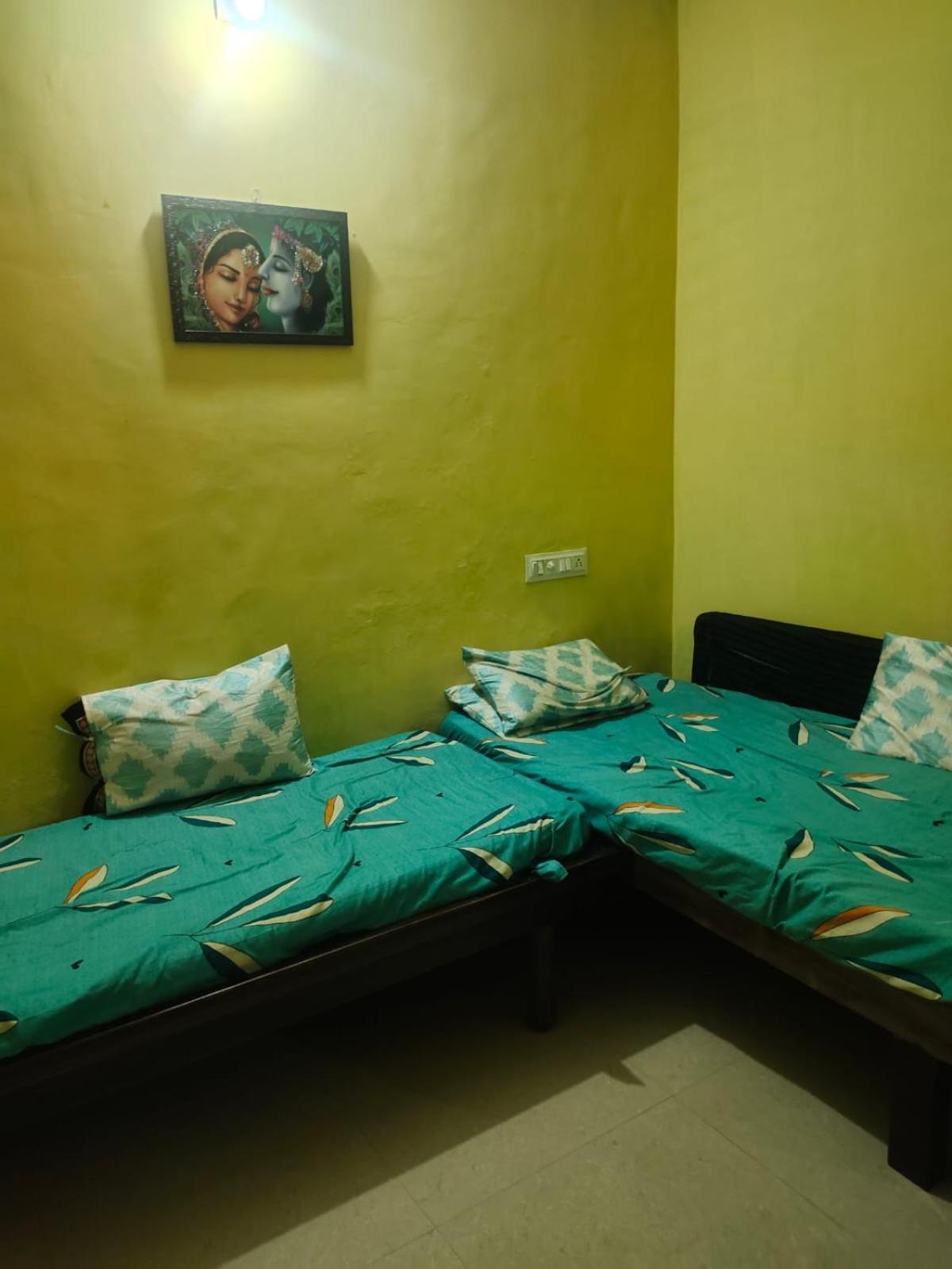 Dwarka Home Stay 2 Only Family Buitenkant foto