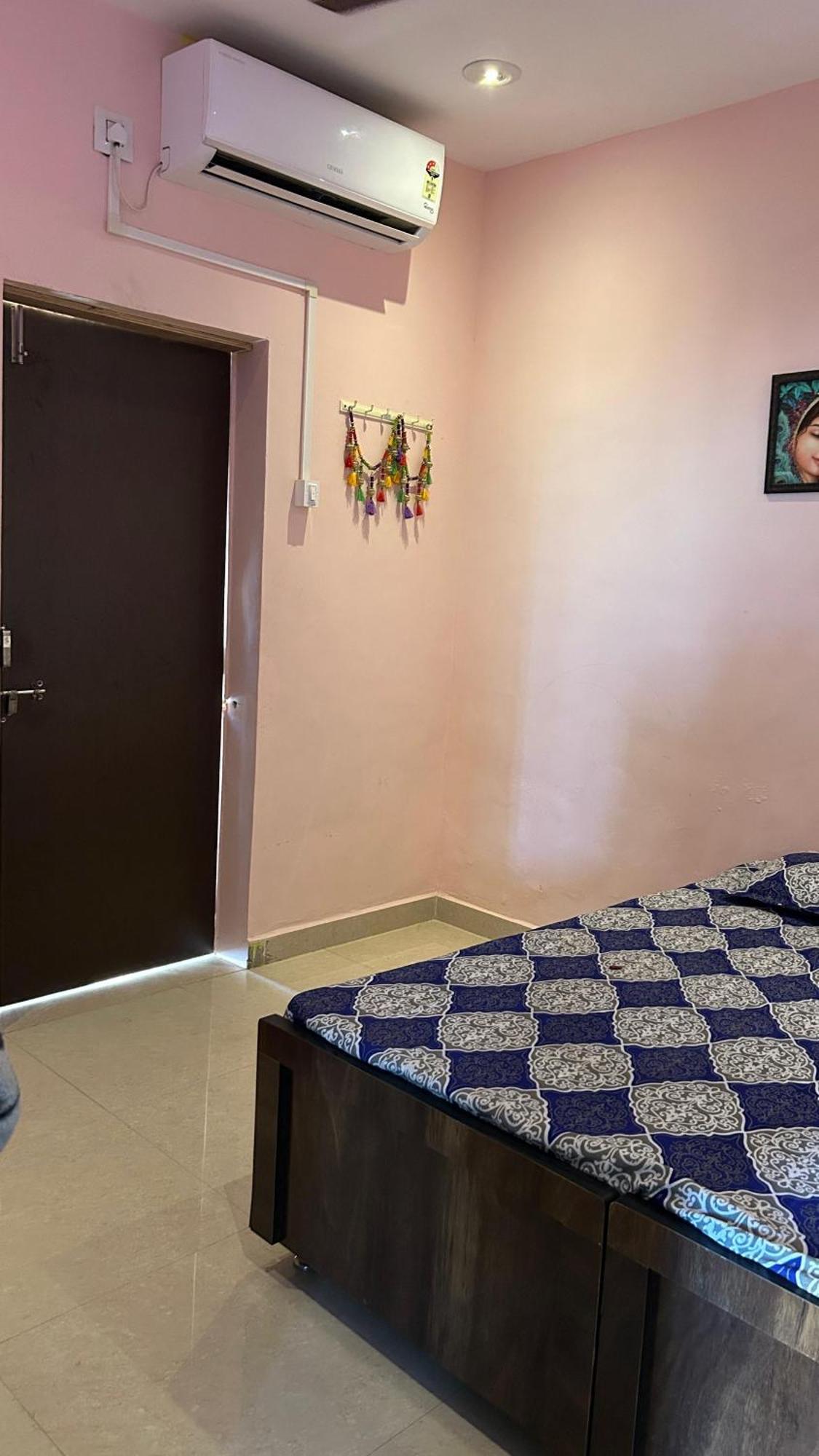Dwarka Home Stay 2 Only Family Buitenkant foto